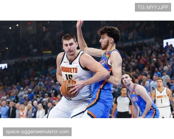 雷霆队霍姆格伦的增肌之路与防守影响力提升”